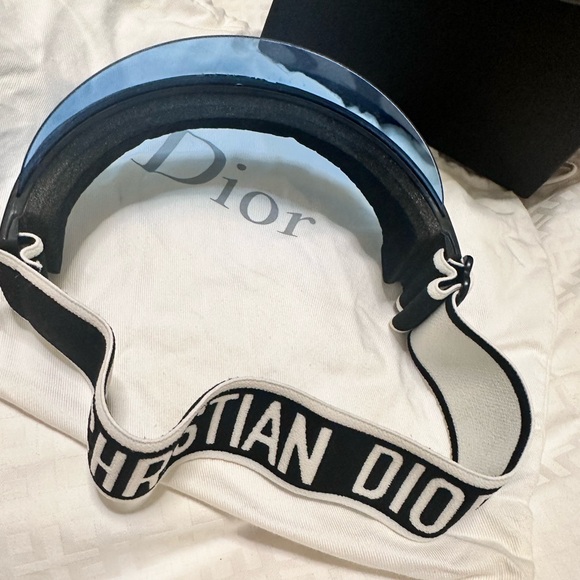 🎶Dior víscera hat preloved excellent condition included dust bag and box navy - Picture 3 of 9